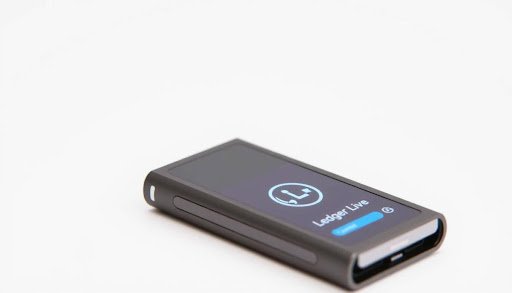 Ledger Live hardware wallet connection setup